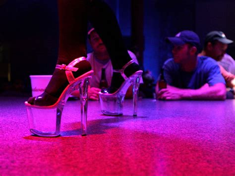 Striptease/Lapdance Prostitute San Antonio